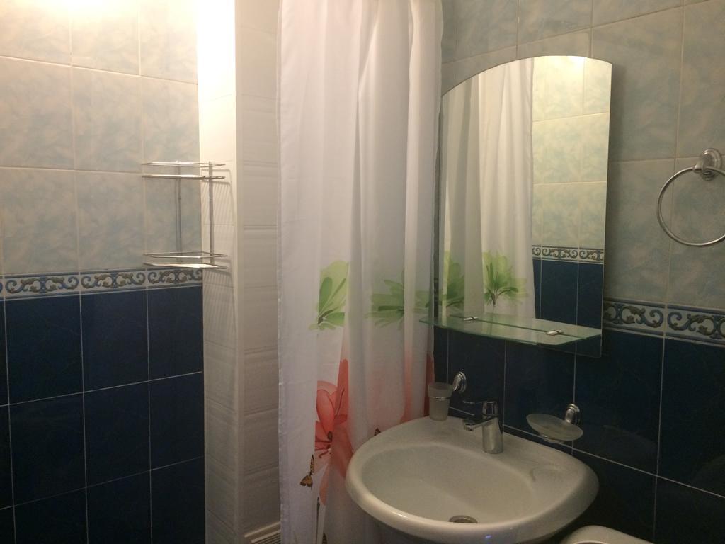 אדלר Svetlana Guest House חדר תמונה